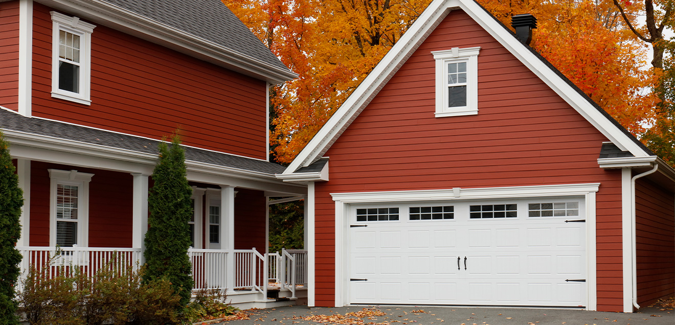 Garage door in Kingsville, Ontario